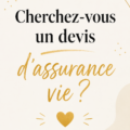 Femme consultant une estimation d'assurance vie sur son ordinateur