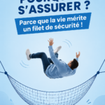 Femme consultante en assurance discutant avec un client sur la protection de son avenir financier.