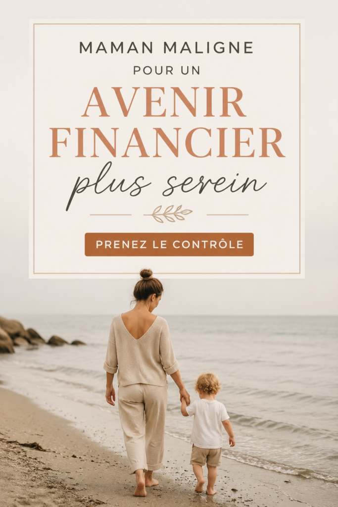 Femme souriante réfléchissant à ses finances personnelles dans un environnement chaleureux.