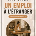 Femme découvrant des sites de recherche d'emploi à l'étranger sur son ordinateur
