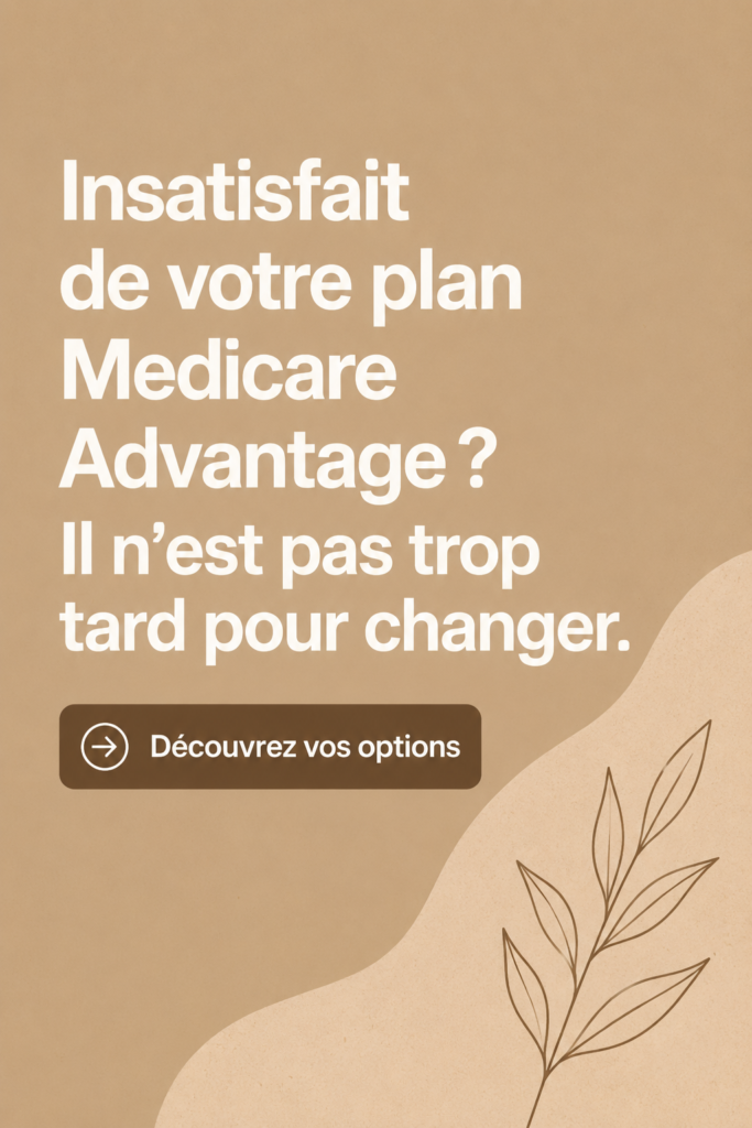 Femme heureuse regardant des brochures sur les plans Medicare