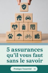 Femme souriante consultant des informations sur des assurances à la maison.